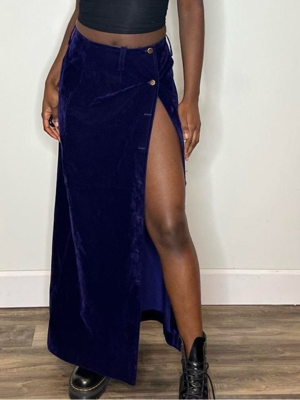 Vintage Velvet High-Slit Maxi Skirt in Deep Indigo